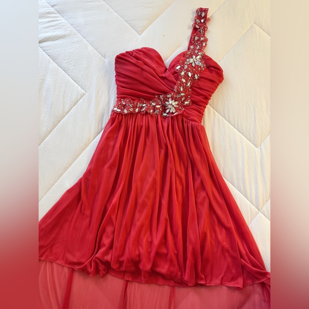 Elegant Coral One-Shoulder Dress with Floral Embellishments